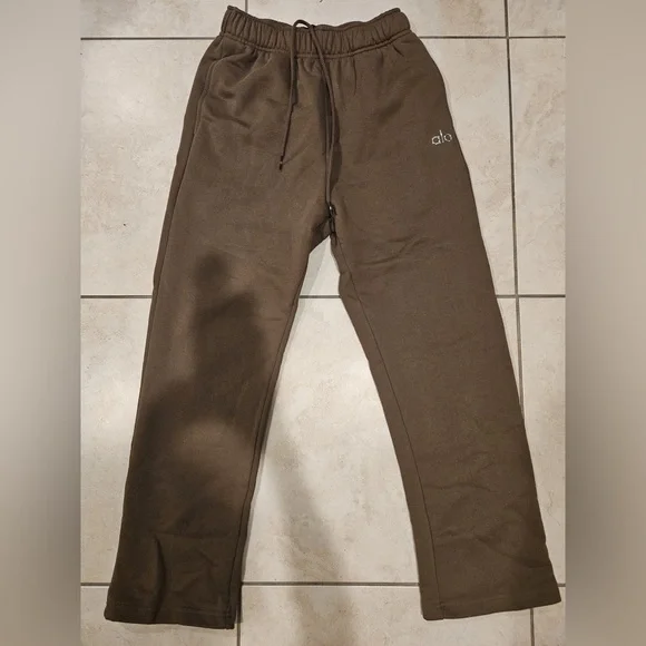 ALO Yoga Brown Straight Leg Pants - Picture 2 of 7